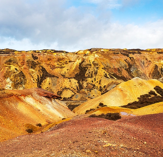 西部矿业：矿产铜产量、价格同比均增 上半年净利润同比增15.35%